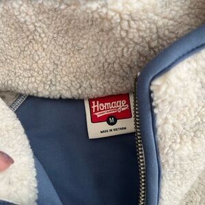 Homage Half Zip Sherpa Fleece Pullover Jacket Beige Blue Contrast Zip Pockets